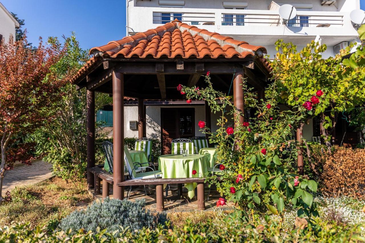 Apartmani Velnic 2 Baška Exterior foto